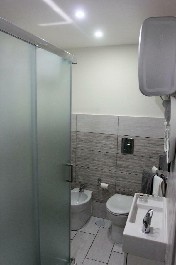 Nel Cuore Di Napoli Apartment Ngoại thất bức ảnh