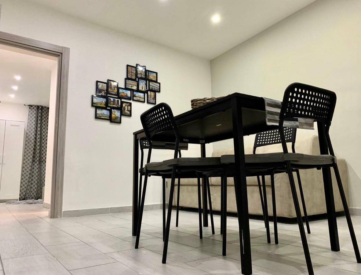 Nel Cuore Di Napoli Apartment Ngoại thất bức ảnh